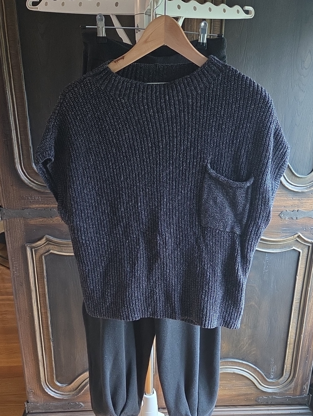 Freya Sweater Set, Size Medium - Black- Charcoal